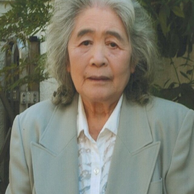 日高頼子